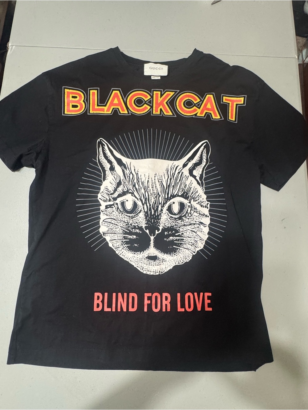 Gucci unisex Black Graphic 'Black Cat' Tee with Red and Yellow Accents